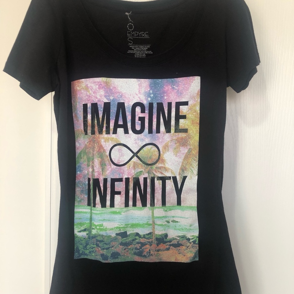 Empyre Black Graphic Tee Size Small